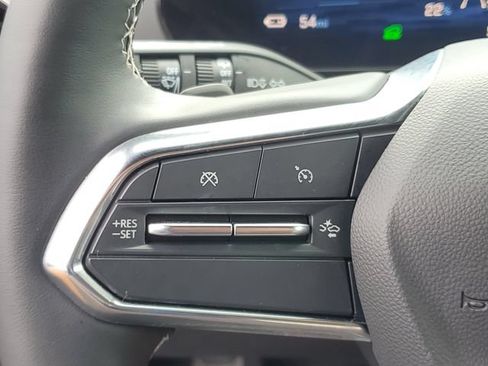 Certified 2024 Chevrolet Blazer EV LT AWD/4WD image 23
