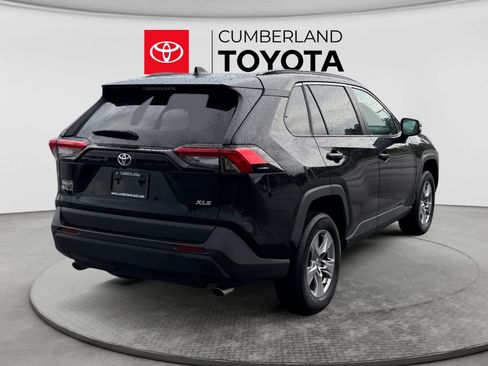 Used 2024 Toyota RAV4 XLE FWD image 5