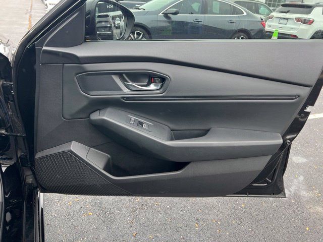 Used 2024 Honda Accord EX-L image 30