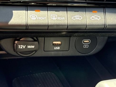 Certified 2025 Hyundai Elantra Sport FWD image 16
