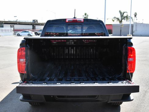 Used 2020 Chevrolet Colorado Z71 image 38