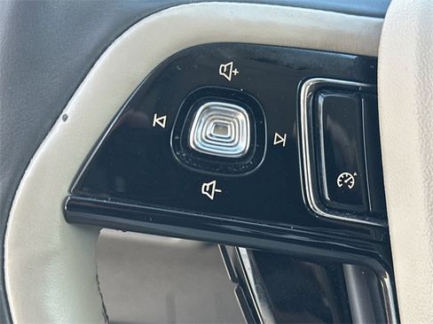 Certified 2020 Lincoln Corsair Standard w/ Premium Package image 25