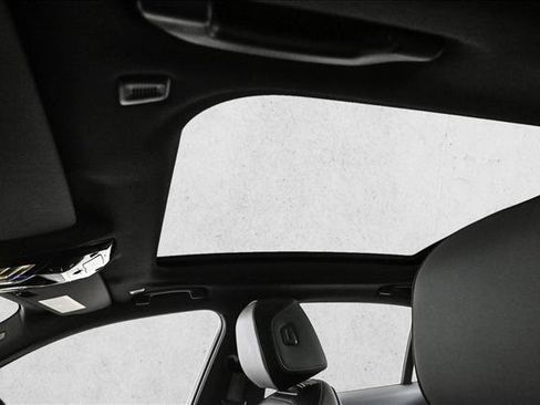 Used 2026 BMW 550e xDrive w/ Premium Package image 16