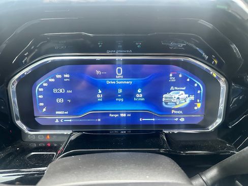 Used 2024 Chevrolet Silverado 2500 LT w/ Convenience Package image 10