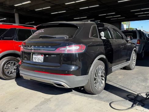 Used 2019 Lincoln Nautilus Reserve image 4