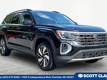 Used 2025 Volkswagen Atlas SE