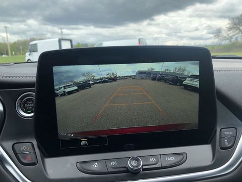 Used 2024 Chevrolet Blazer LT FWD image 26
