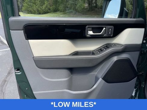 Used 2025 INEOS Grenadier Station Wagon AWD/4WD image 14