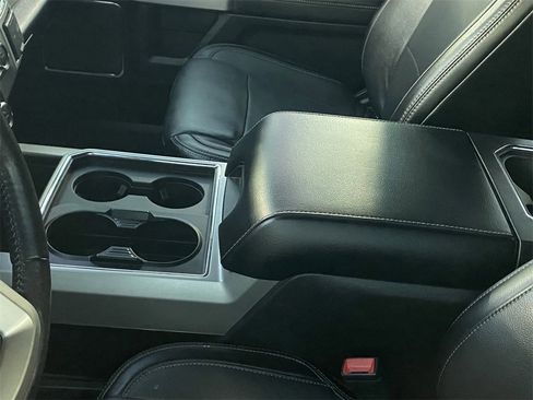 Used 2019 Ford F350 Lariat w/ Lariat Ultimate Package image 8