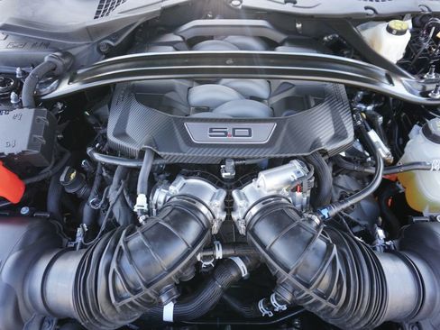 Certified 2025 Ford Mustang GT Premium w/ GT Performance Package RWD image 26