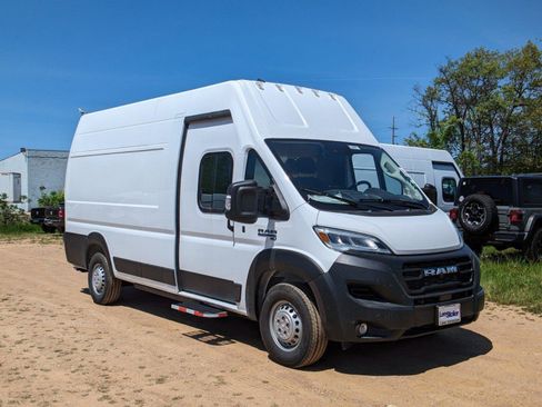 New 2024 RAM ProMaster 3500 w/ Delivery Van Package image 5