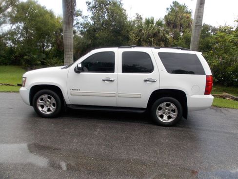 Used 2013 Chevrolet Tahoe LT w/ All-Star Edition RWD image 10