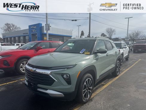 Certified 2025 Chevrolet TrailBlazer LT w/ Convenience Package image 1