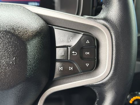 Certified 2023 Ford Bronco Black Diamond image 13