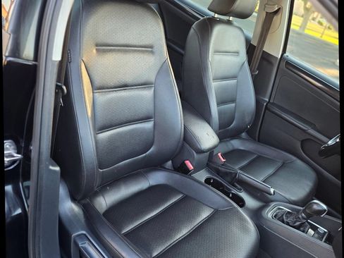 Used 2017 Volkswagen Jetta SEL FWD image 14