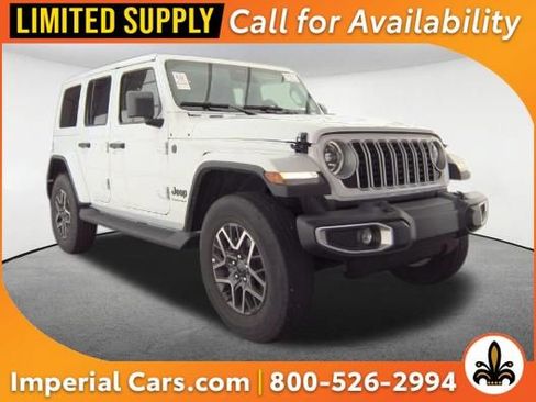Used 2026 Jeep Wrangler Unlimited Sahara AWD/4WD image 1