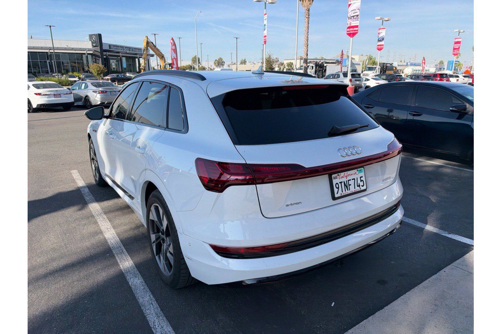 Used 2021 Audi e-tron Premium w/ Convenience Plus Package AWD/4WD image 5