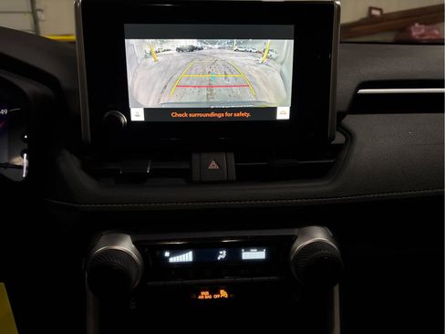 Certified 2025 Toyota RAV4 LE image 10