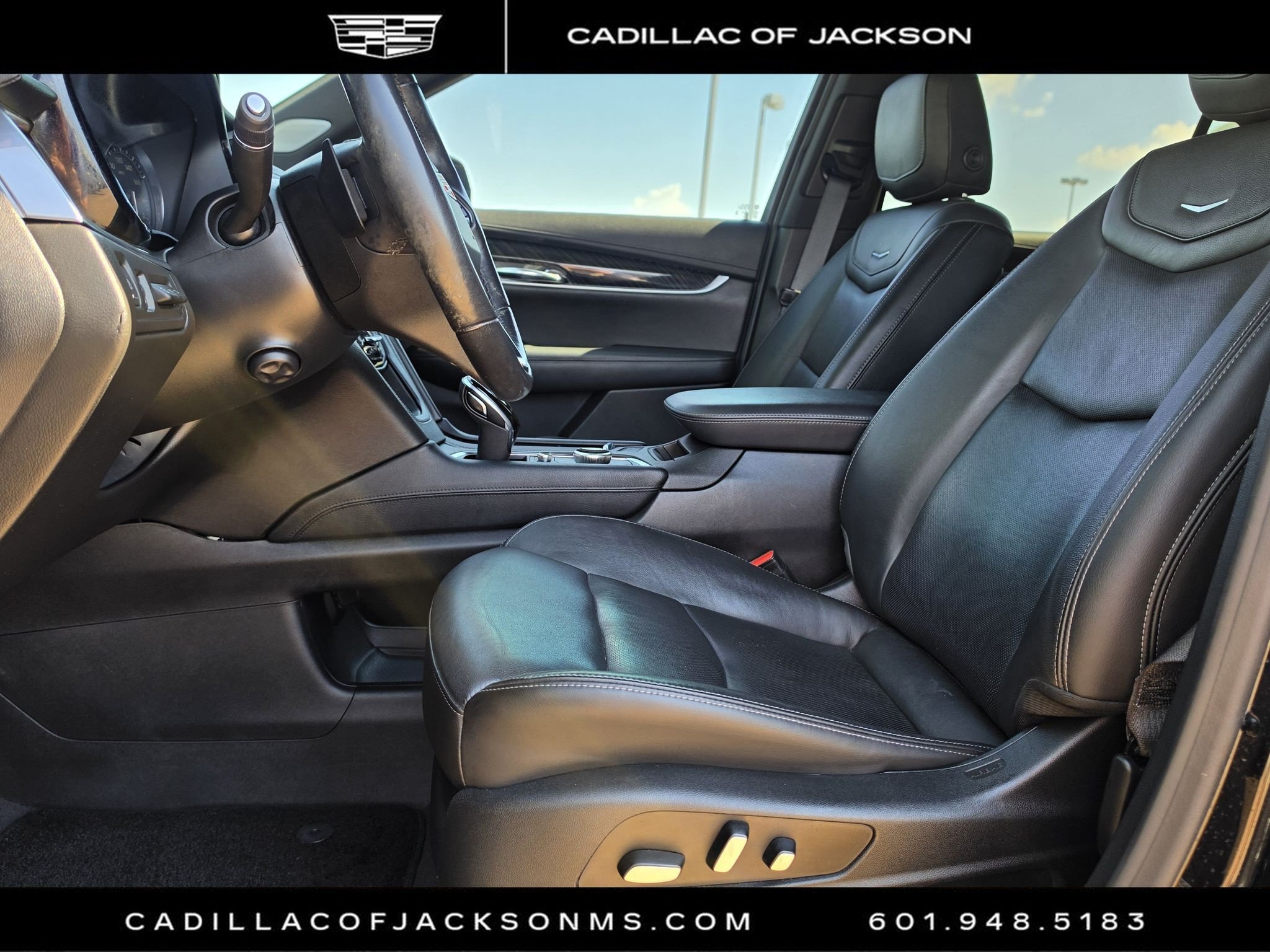 Used 2020 Cadillac XT6 Premium Luxury AWD/4WD image 14