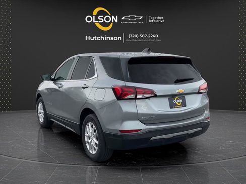 Used 2024 Chevrolet Equinox LT FWD image 8