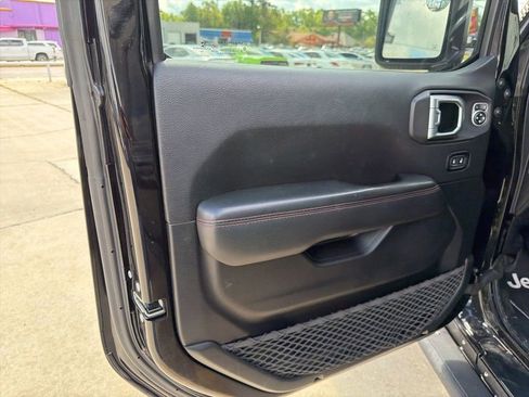 Used 2020 Jeep Gladiator Rubicon AWD/4WD image 13