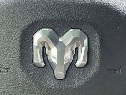 Used 2022 RAM 1500 Big Horn RWD image 31