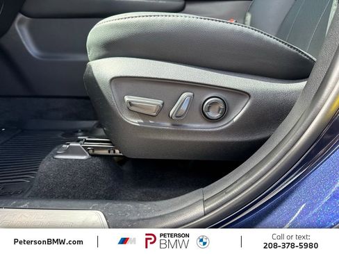 Used 2025 Toyota Grand Highlander AWD image 21