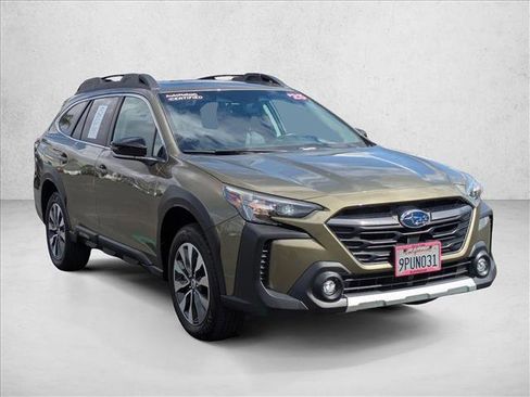 Used 2025 Subaru Outback Limited XT AWD/4WD image 3