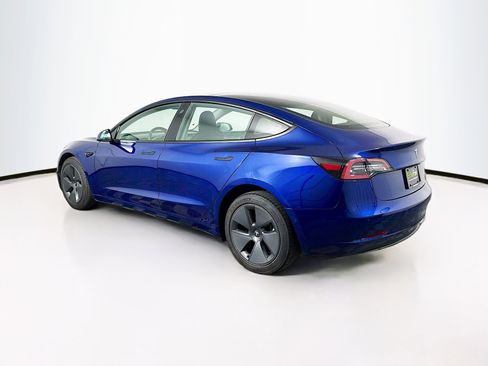 Used 2021 Tesla Model 3 Standard Range Plus image 5