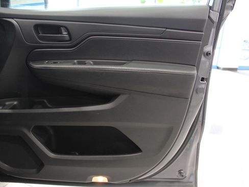 Certified 2024 Honda Odyssey EX-L image 24