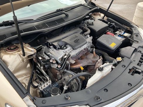 Used 2012 Toyota Camry LE image 44