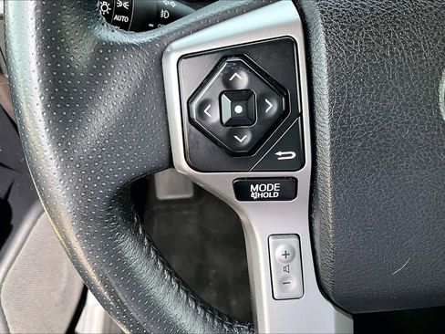 Used 2014 Toyota 4Runner Limited AWD/4WD image 20