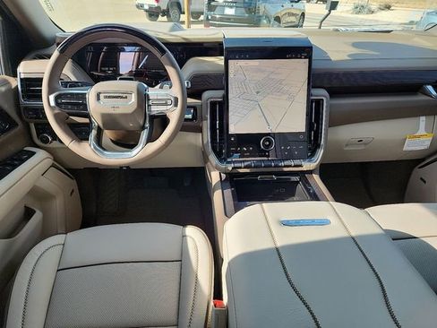 New 2026 GMC Yukon XL Denali w/ Denali Reserve Package image 11