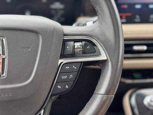 Used 2023 Lincoln Nautilus Reserve AWD/4WD image 15