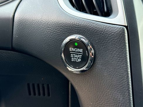 Used 2022 Ford Edge ST-Line image 30