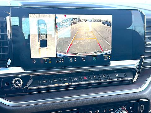 Used 2022 GMC Sierra 1500 SLT image 32