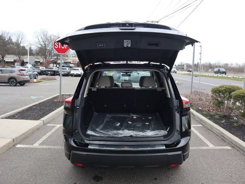 Certified 2025 Nissan Rogue SV AWD/4WD image 25