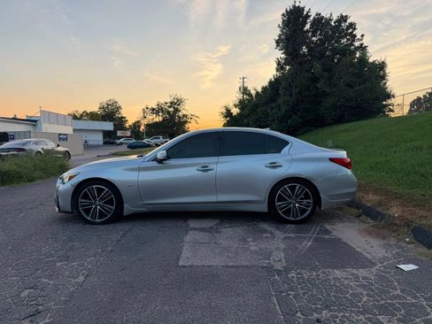 Used 2016 INFINITI Q50 3.0t Premium w/ Driver Assistance Package AWD/4WD image 4