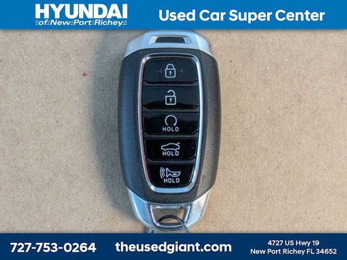 Used 2023 Hyundai Elantra SEL w/ Cargo Package FWD image 30