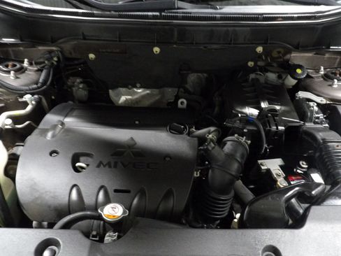 Used 2017 Mitsubishi Outlander Sport ES FWD image 17