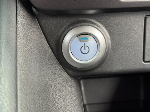 Used 2023 Nissan Leaf S image 24