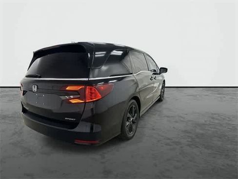 Certified 2024 Honda Odyssey Sport image 3