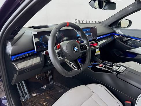 New 2026 BMW M5 Touring AWD/4WD image 9