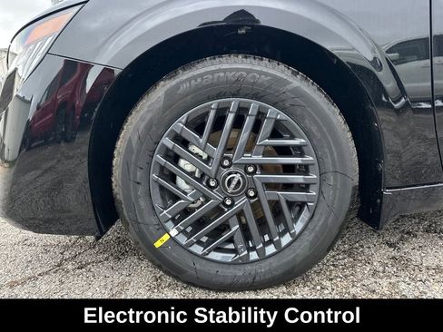 Used 2026 Nissan Sentra SV w/ Floor Mat Package FWD image 10