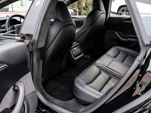 Used 2022 Tesla Model S Base image 42