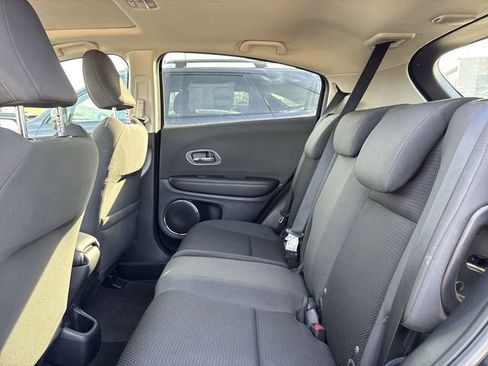 Used 2021 Honda HR-V EX image 11