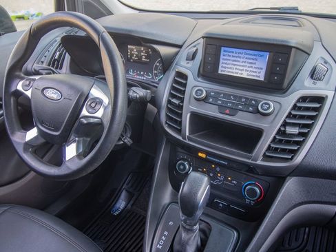 Used 2019 Ford Transit Connect XL FWD image 18