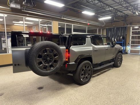 New 2026 GMC Hummer EV 3X w/ Carbon Fiber Edition Package image 54