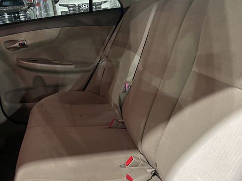 Used 2010 Toyota Corolla LE image 13