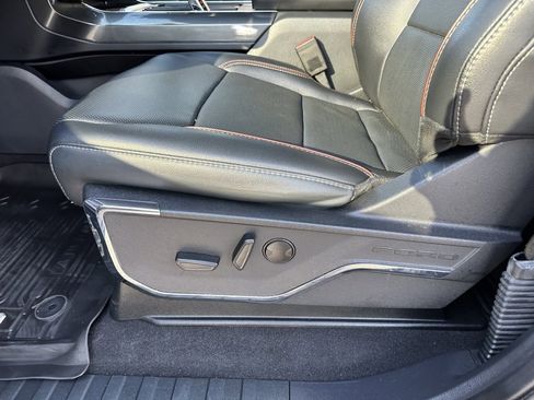 Used 2023 Ford F150 Lariat image 12